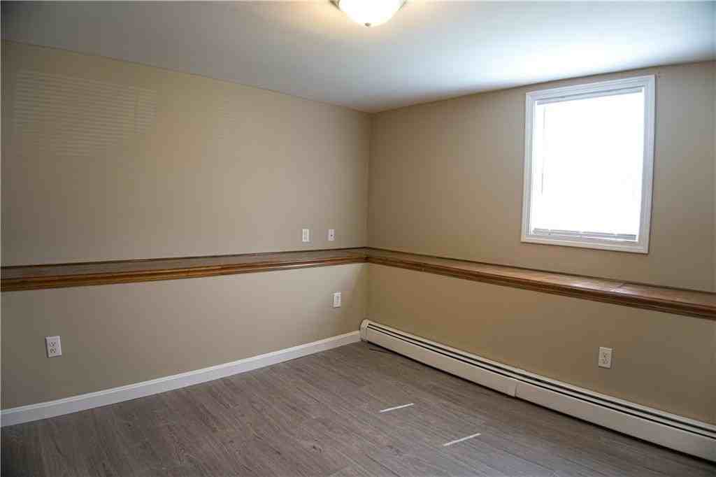 858 Bernon St #LL - Photo 4 of 7