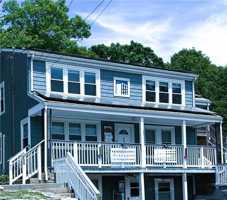 featured image of 968 Elm St #1