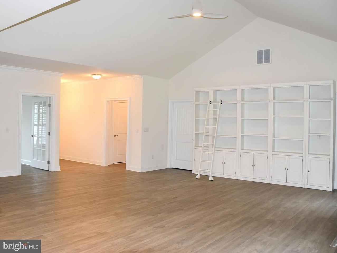 416 Seagull Dr - Photo 6 of 16