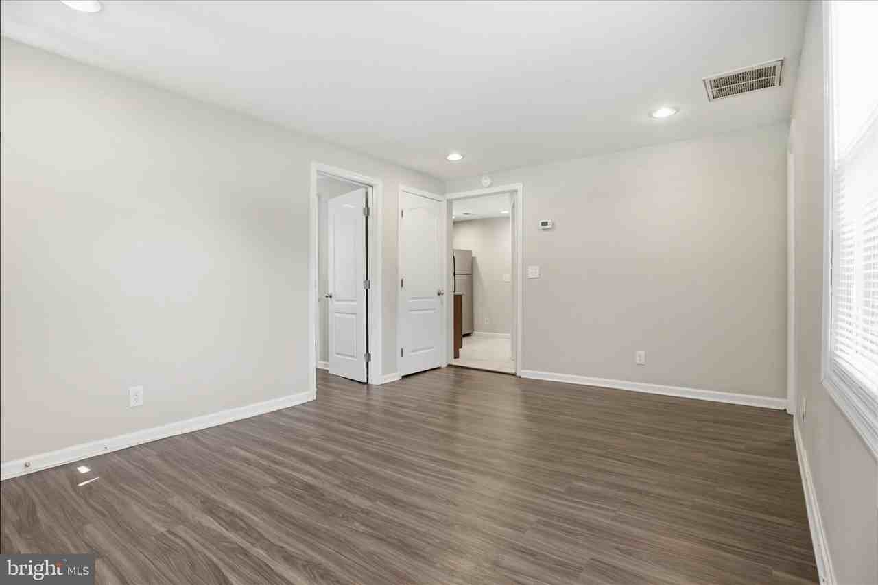 5242 Sands Rd - Photo 4 of 29
