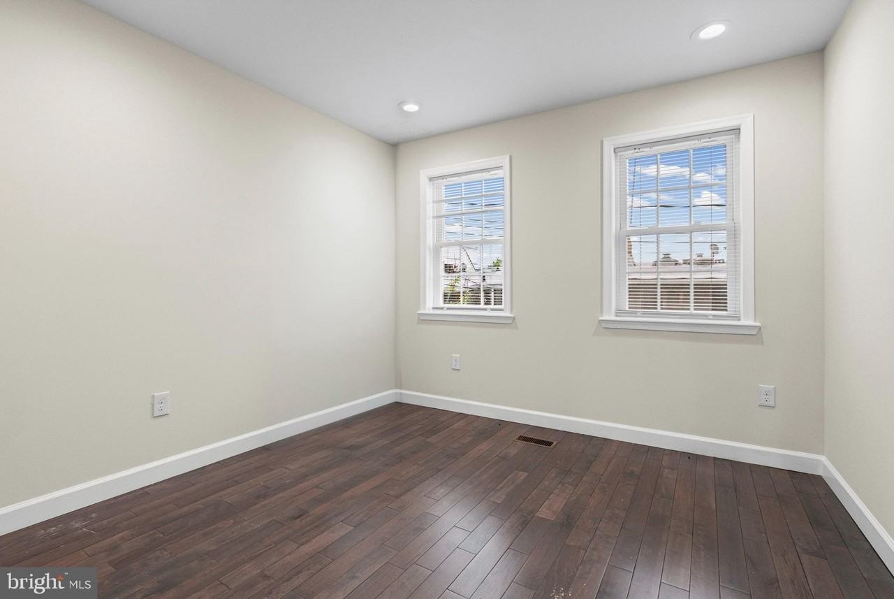 713 N Duncan St - Photo 5 of 29