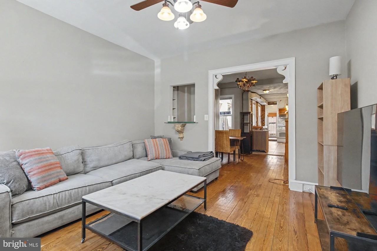 14 Poultney St - Photo 3 of 39