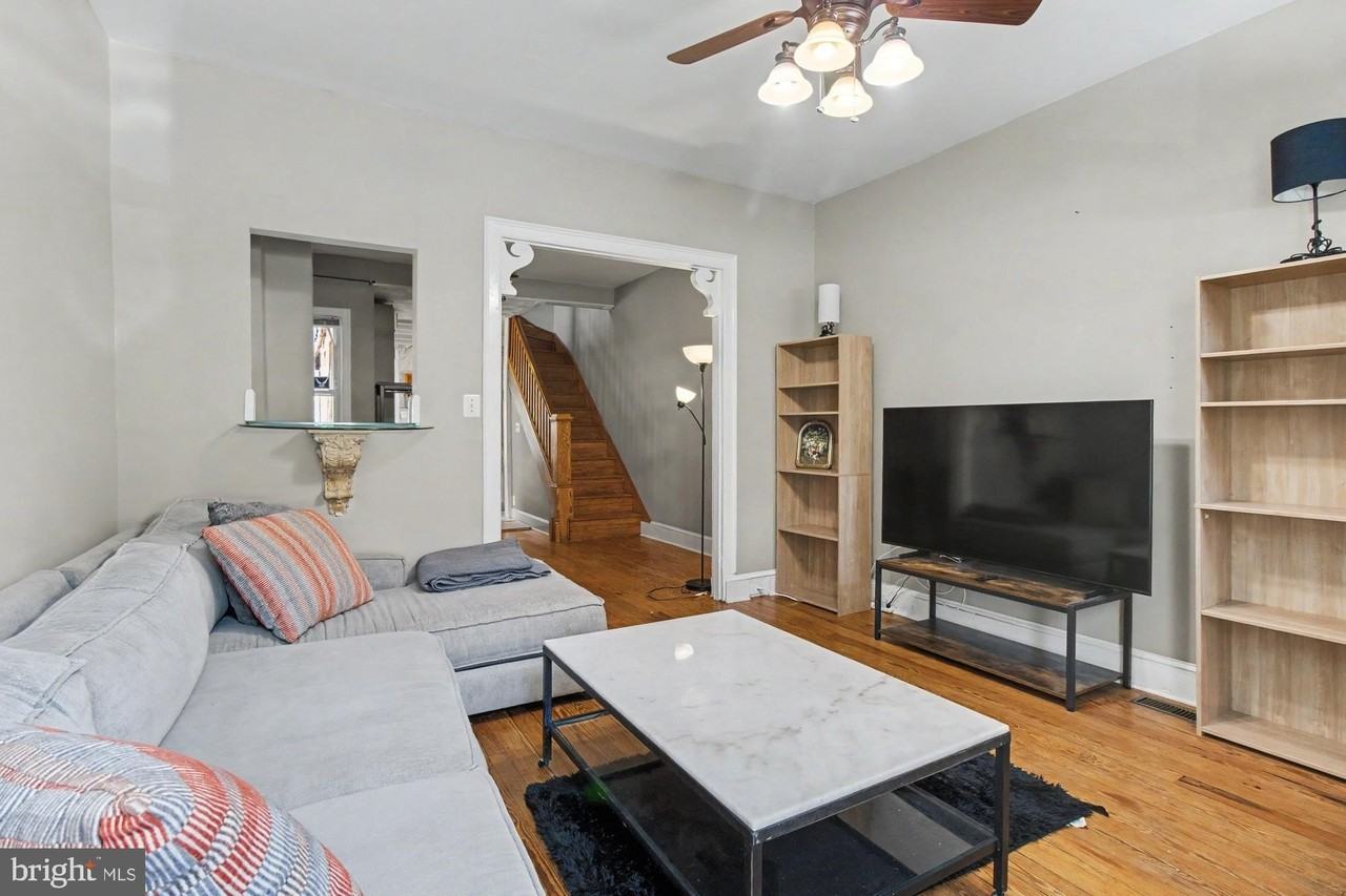 14 Poultney St - Photo 4 of 39
