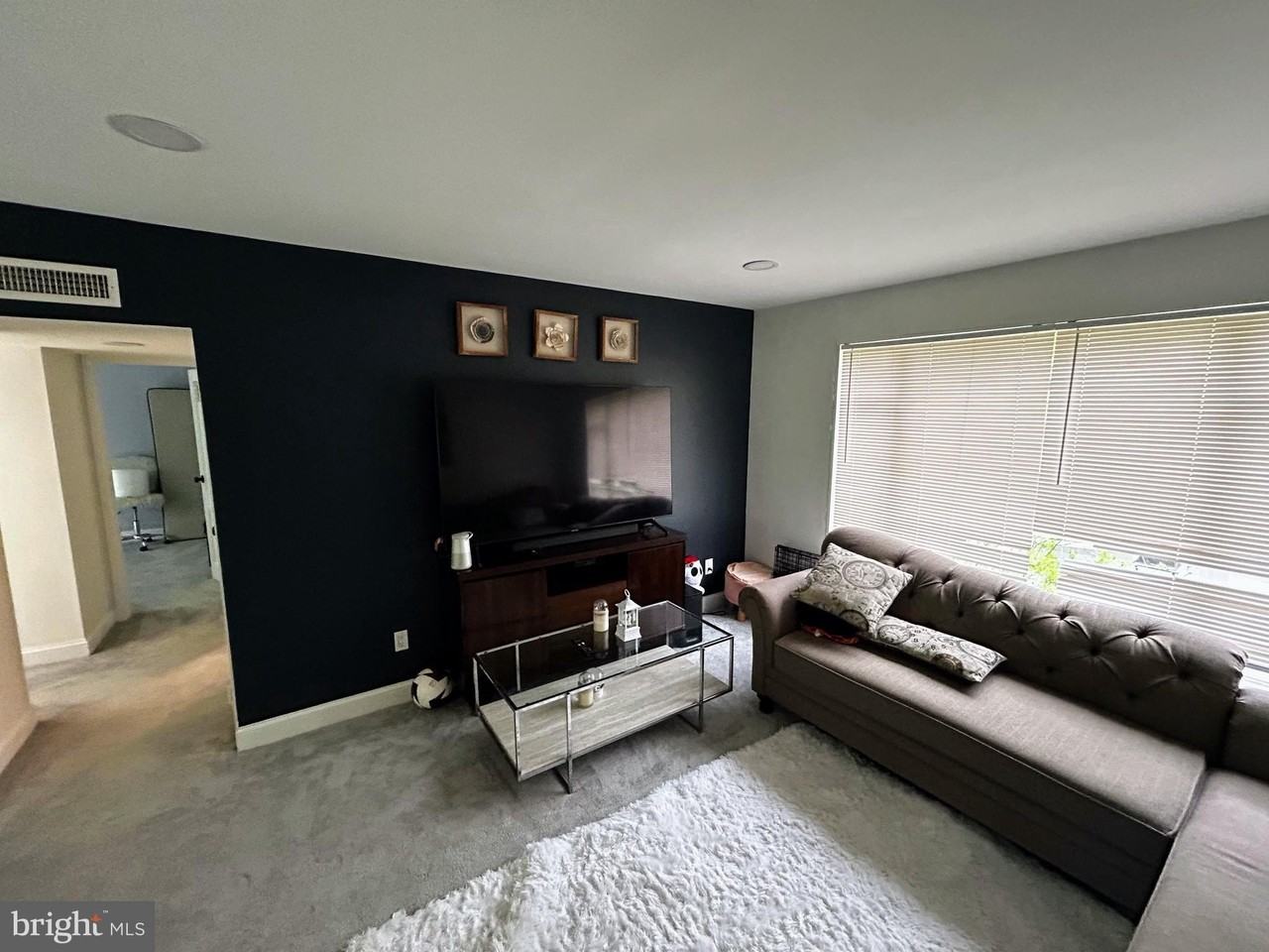 10305 Montrose Ave #202 - Photo 3 of 7