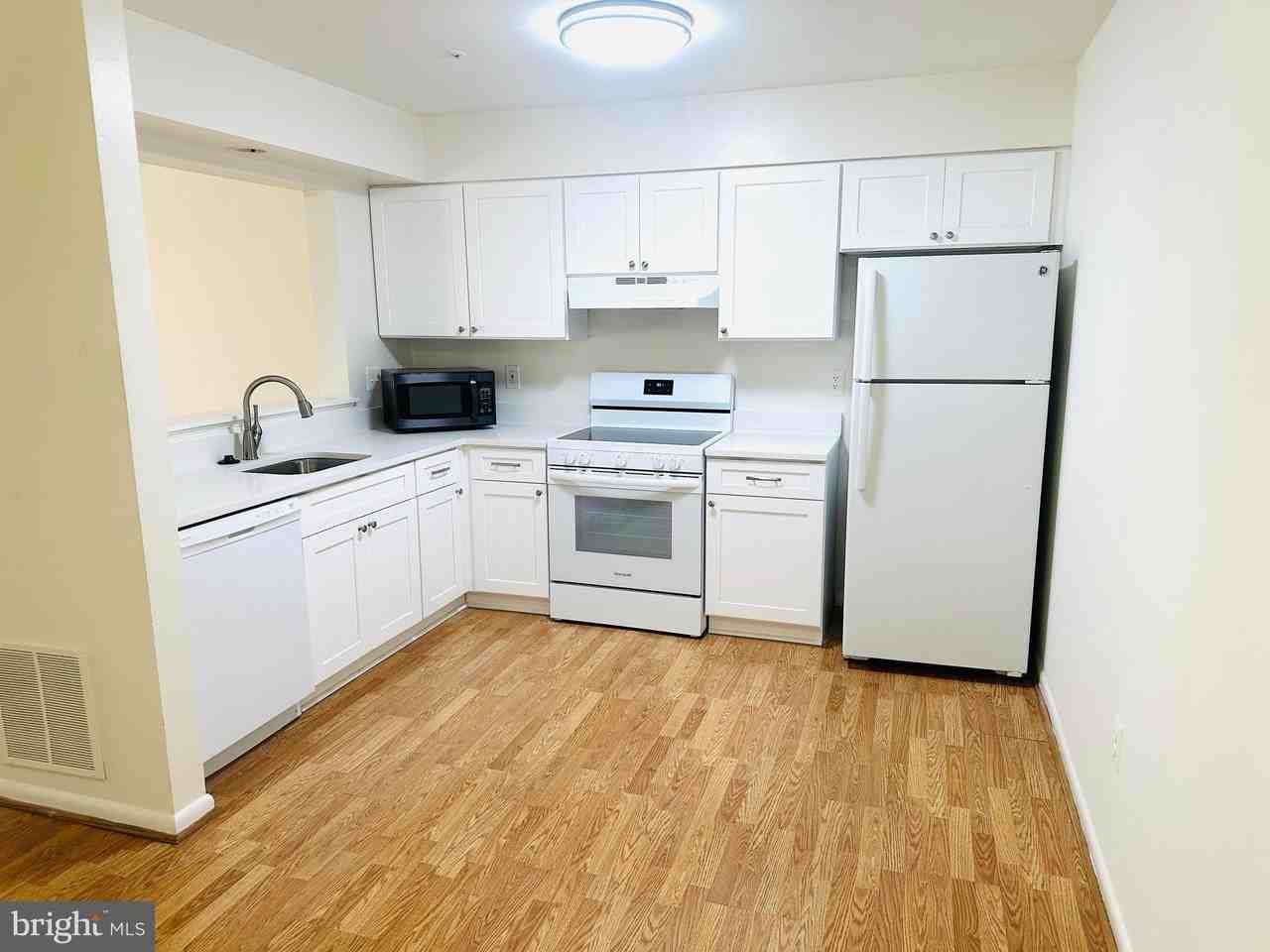 13906 Highstream Pl - Photo 2 of 28
