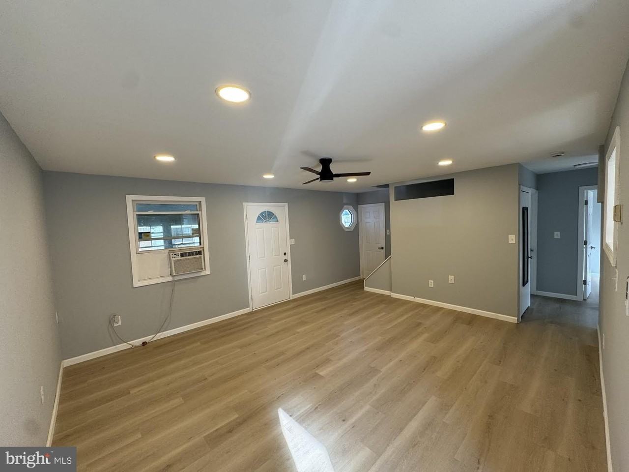 74 Plumtree Ln - Photo 4 of 17