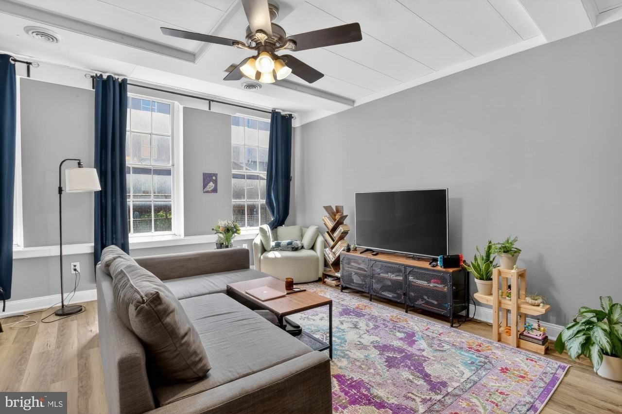 44 S 3rd St #3 - Photo 2 of 21