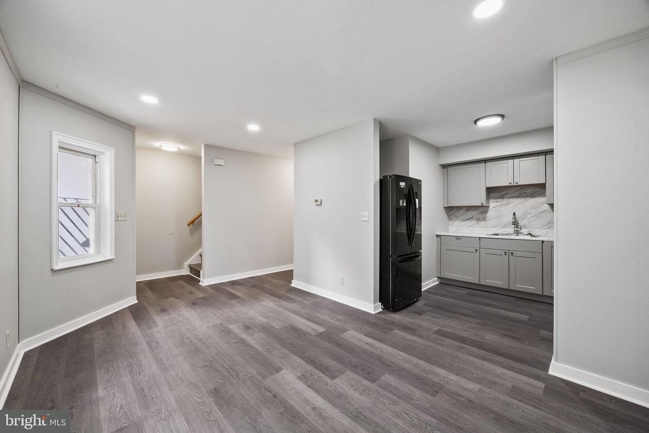 1221 Kater St - Photo 3 of 30