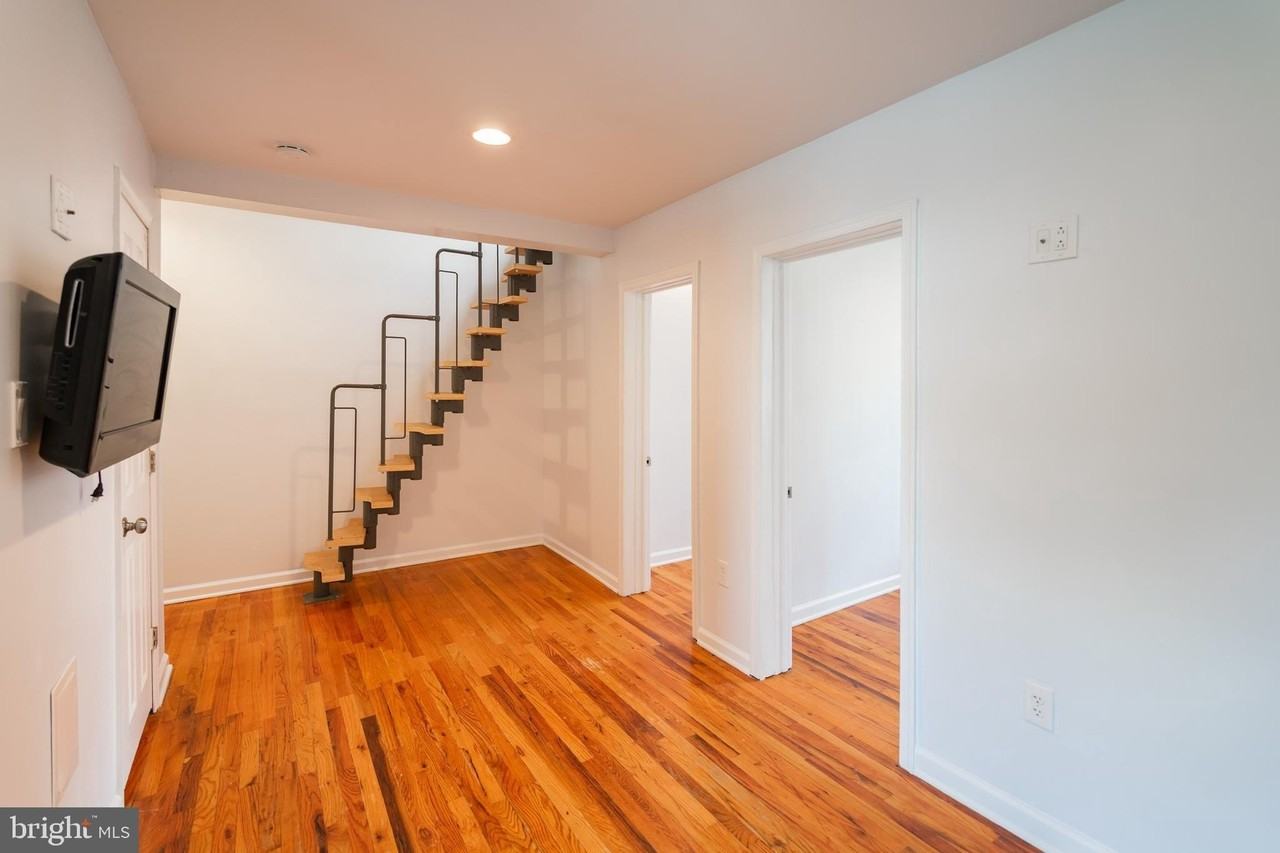 1116 Pine St #3F - Photo 5 of 17