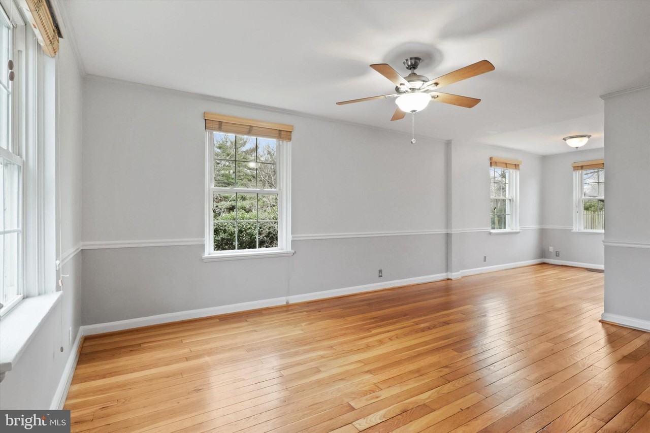 3263 S Stafford St - Photo 5 of 50