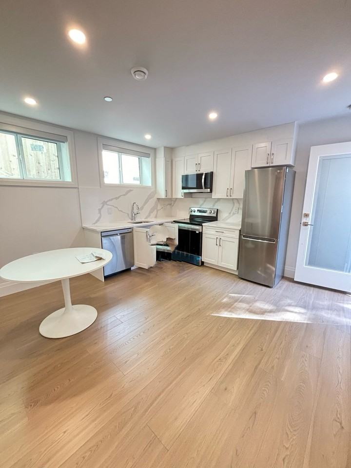 1540 West 62nd Avenue - Photo 3 of 11