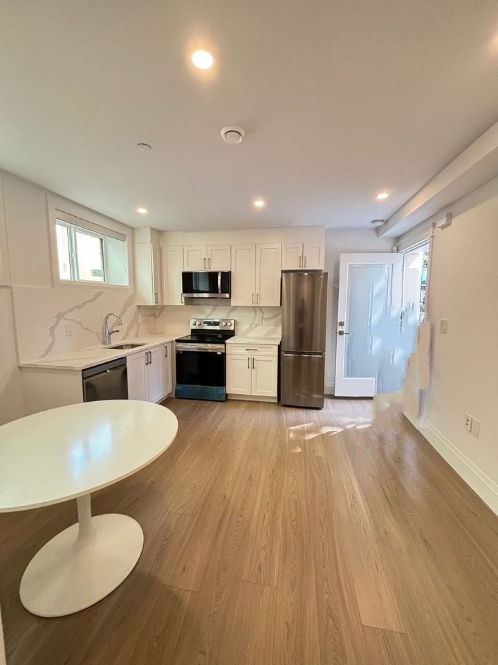 1540 West 62nd Avenue - Photo 5 of 11