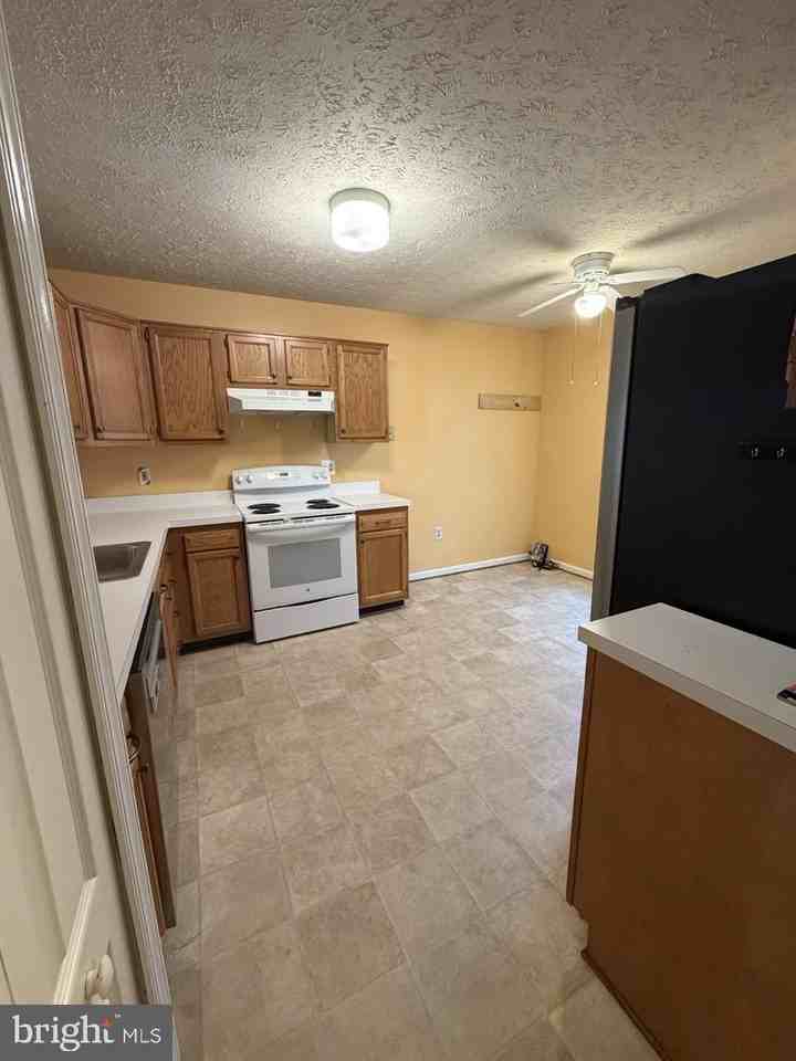 107 Peridot Pl - Photo 5 of 41