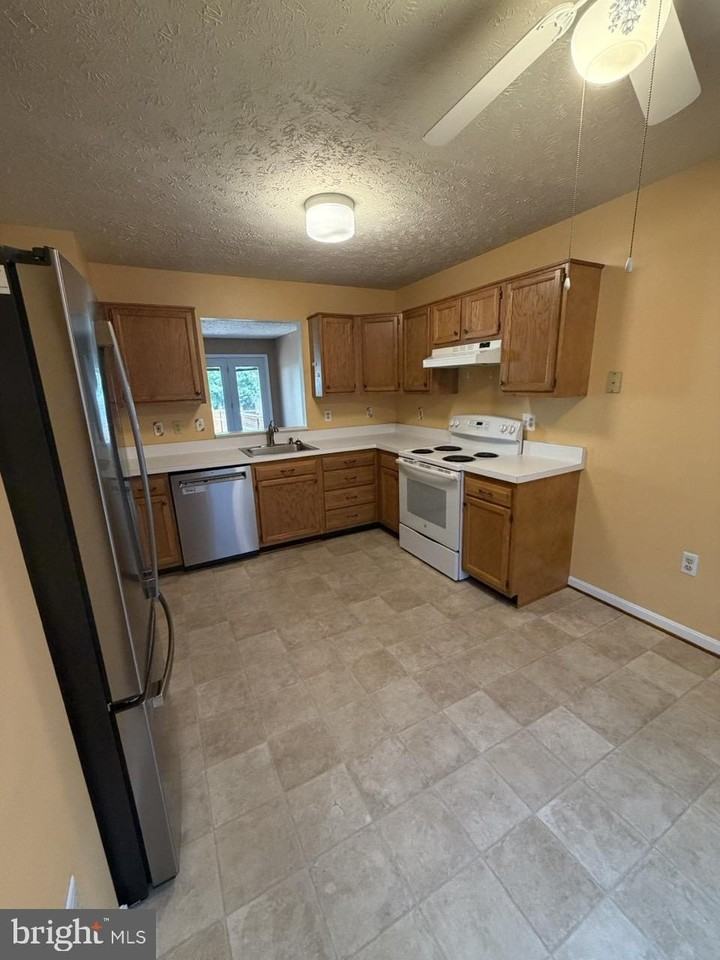 107 Peridot Pl - Photo 6 of 41