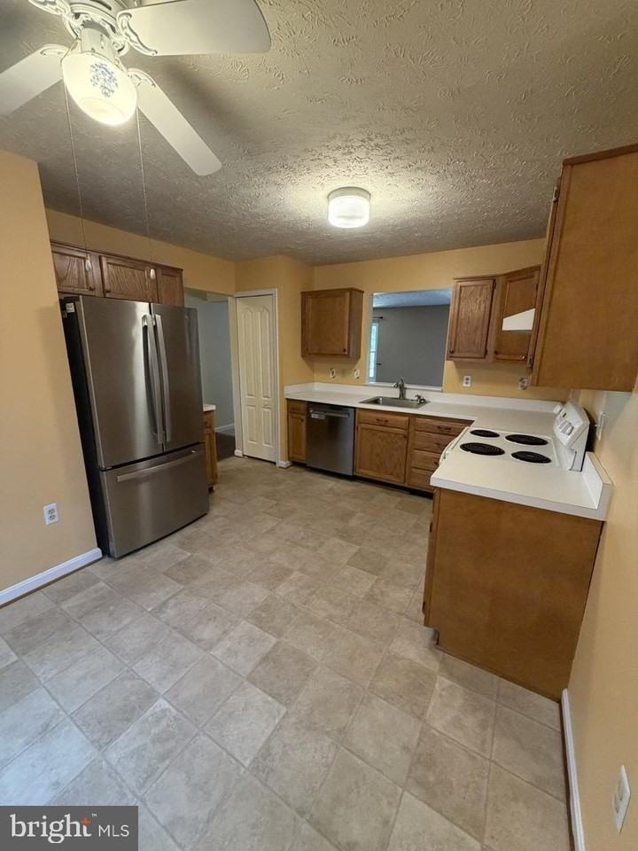 107 Peridot Pl - Photo 7 of 41