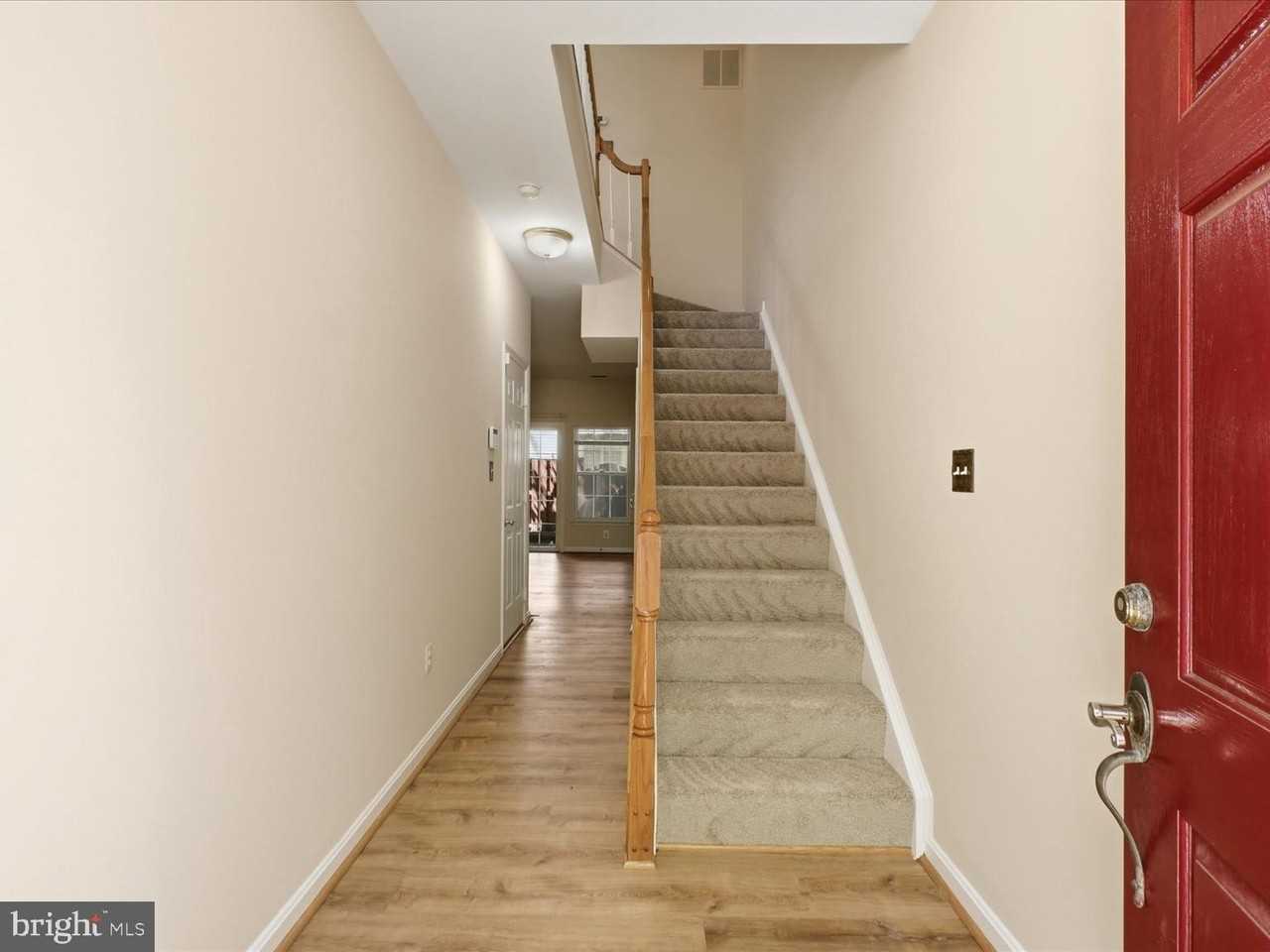 5302 Chieftain Cir - Photo 4 of 30