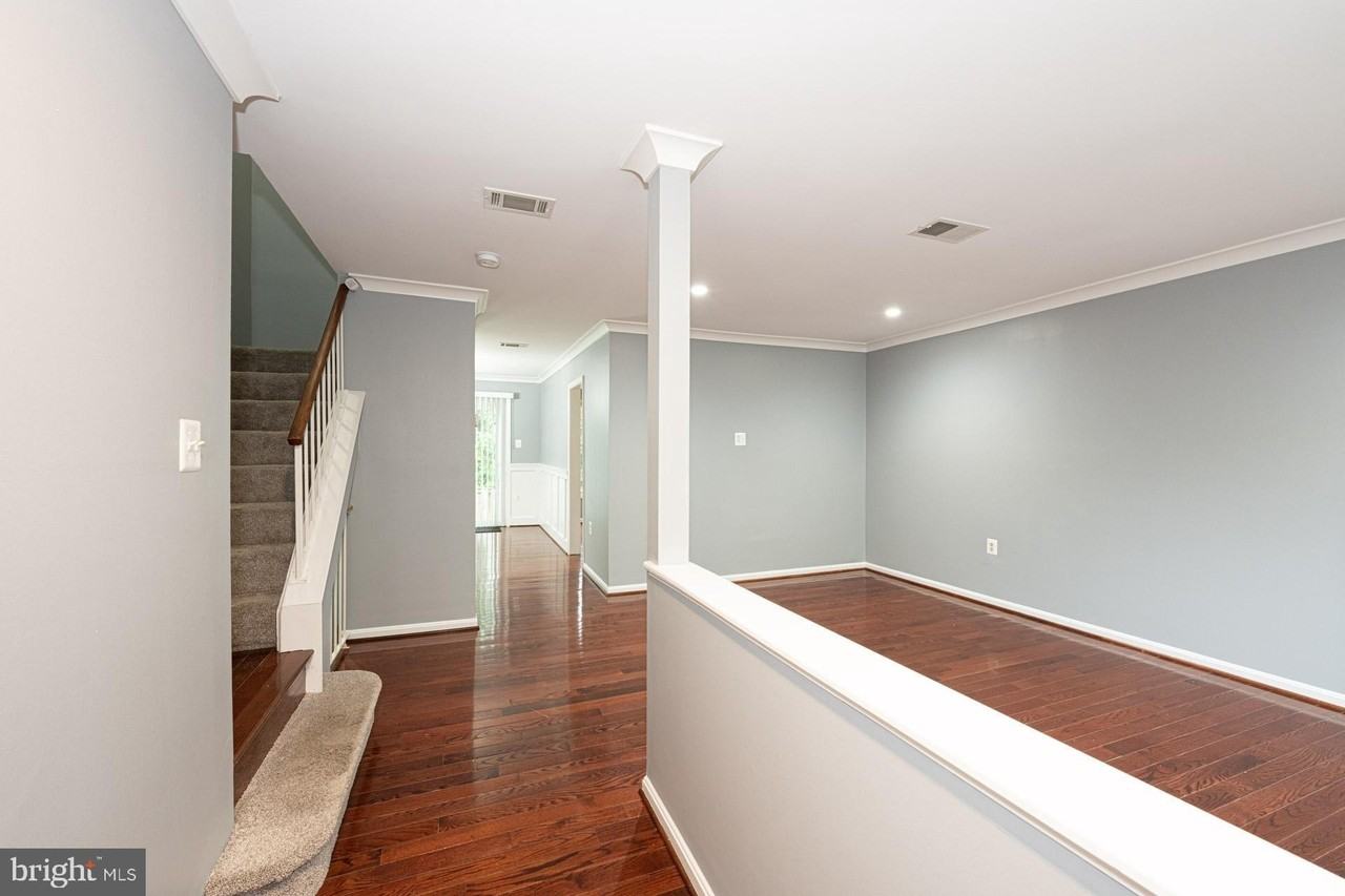 14263 Heritage Crossing Ln - Photo 5 of 34