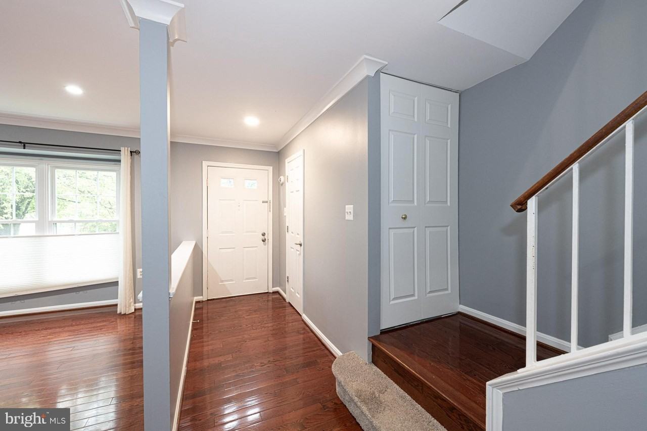 14263 Heritage Crossing Ln - Photo 6 of 34