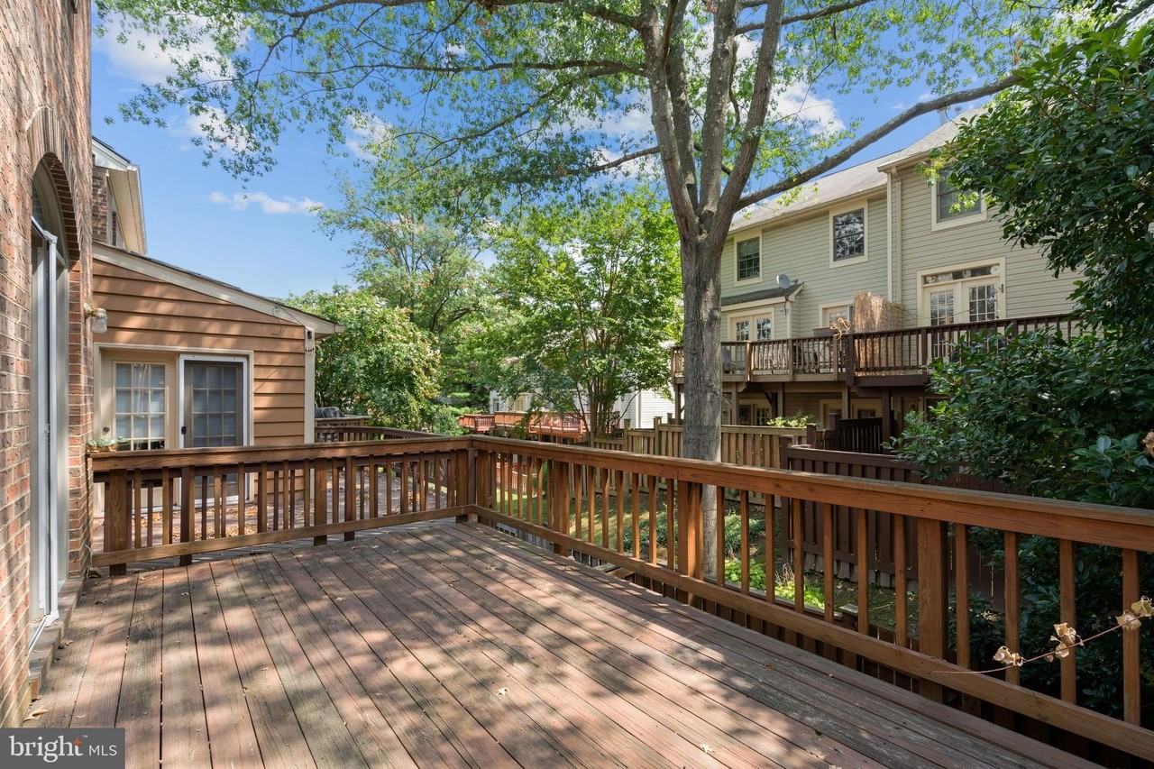 3915 Green Look Ct - Photo 4 of 44