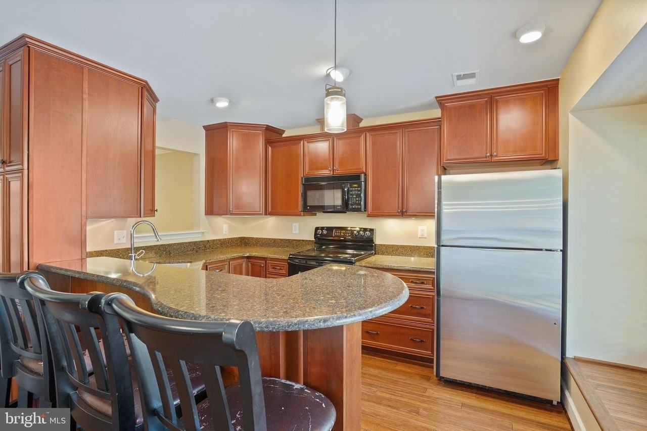 3915 Green Look Ct - Photo 6 of 44