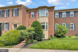 6861 Williamsburg Pond Ct - Photo 1 of 1