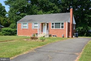 featured image of 3720 Terrace Dr