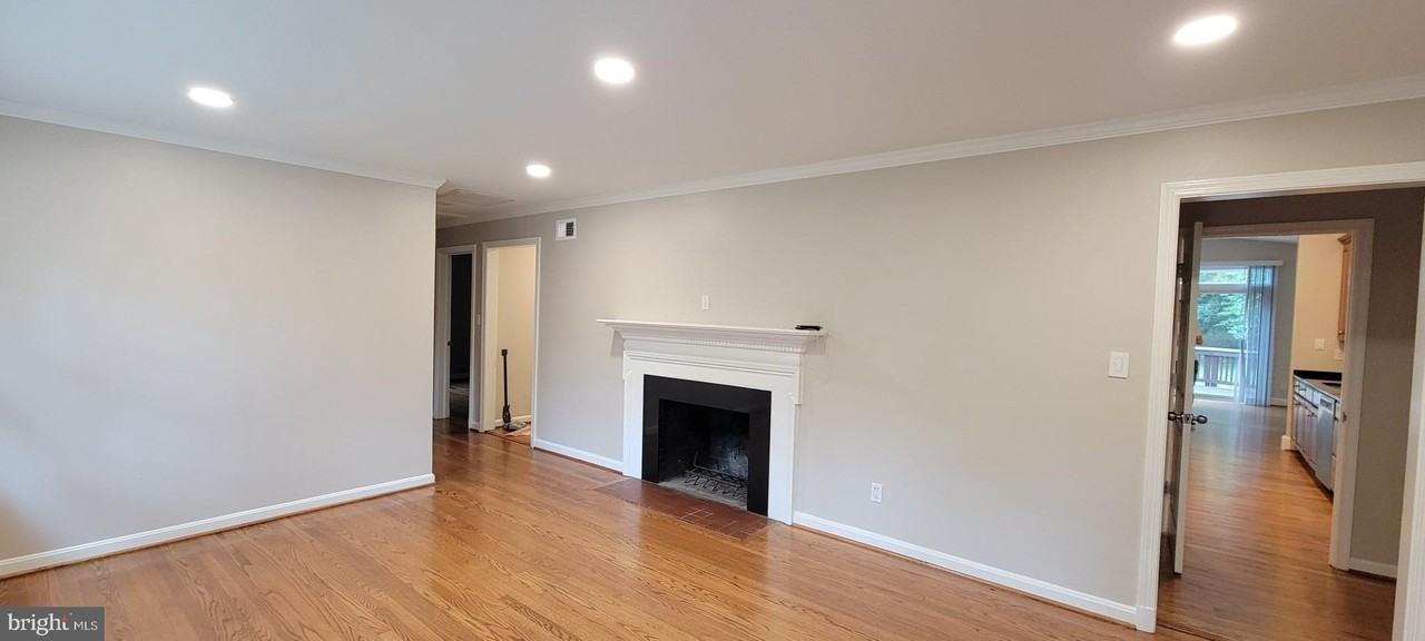 8325 Westchester Dr - Photo 6 of 27