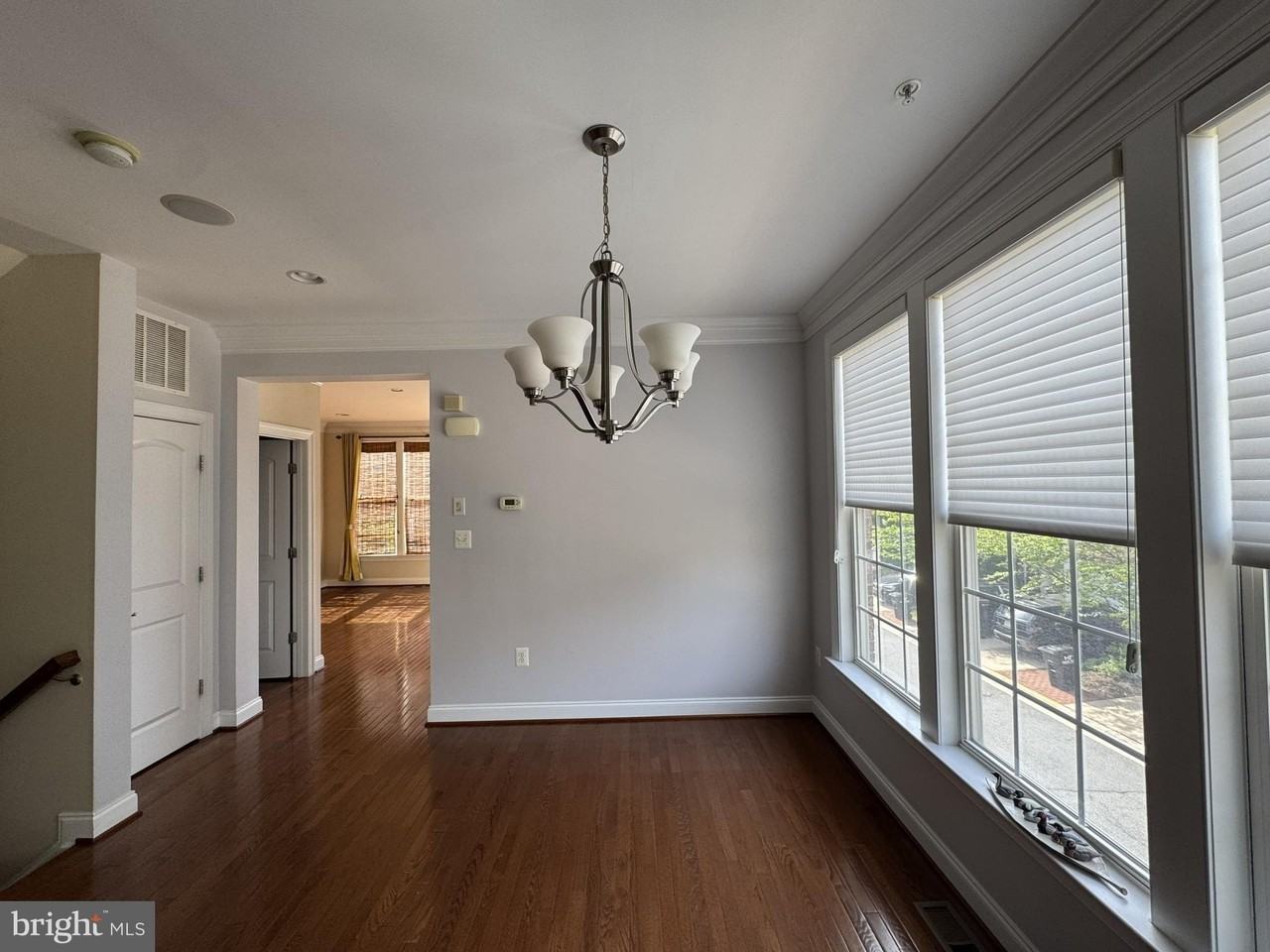 2151 Red Vine Dr - Photo 4 of 20