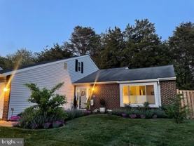 236 E Juniper Ave - Photo 1 of 1
