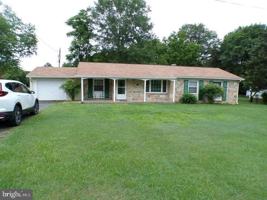 featured image of 111 Walnut Dr