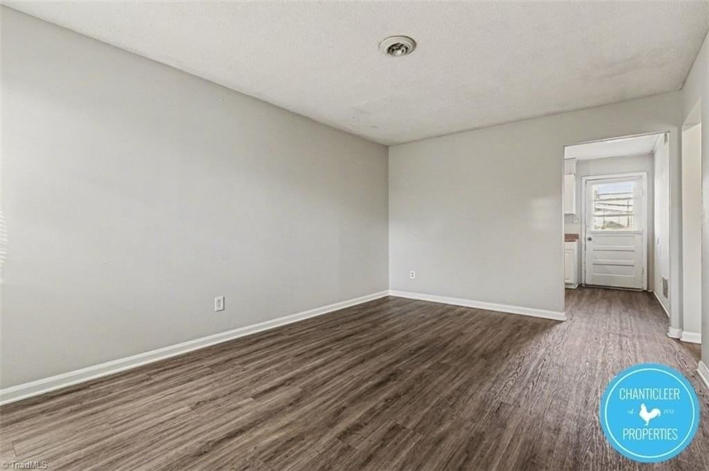 115 Florence St #7 - Photo 6 of 23