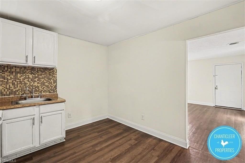 115 Florence St #4 - Photo 2 of 12