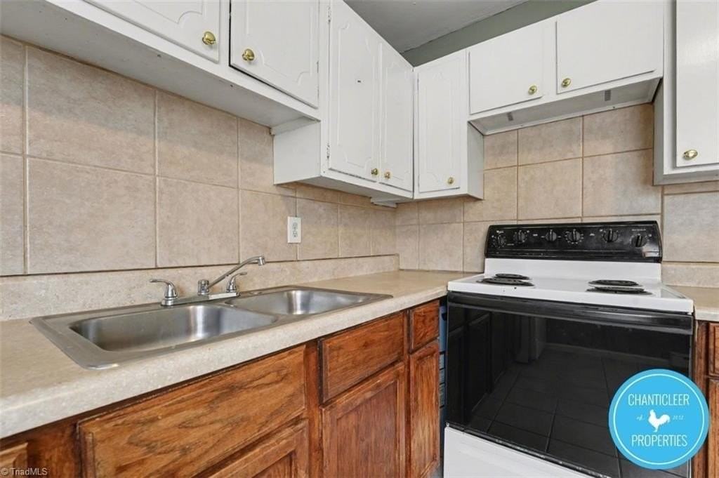 1504 Autumn Dr #A - Photo 3 of 28