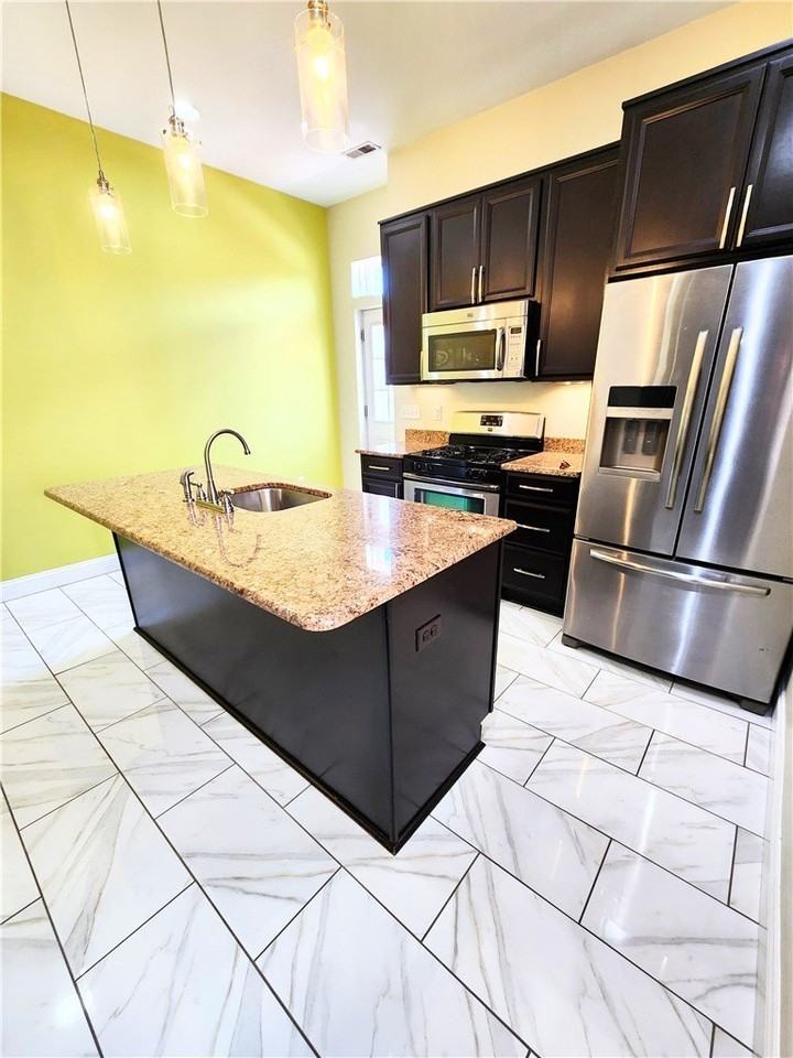 4929 Butler St #2 - Photo 3 of 12