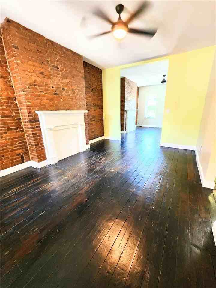 4929 Butler St #2 - Photo 4 of 12