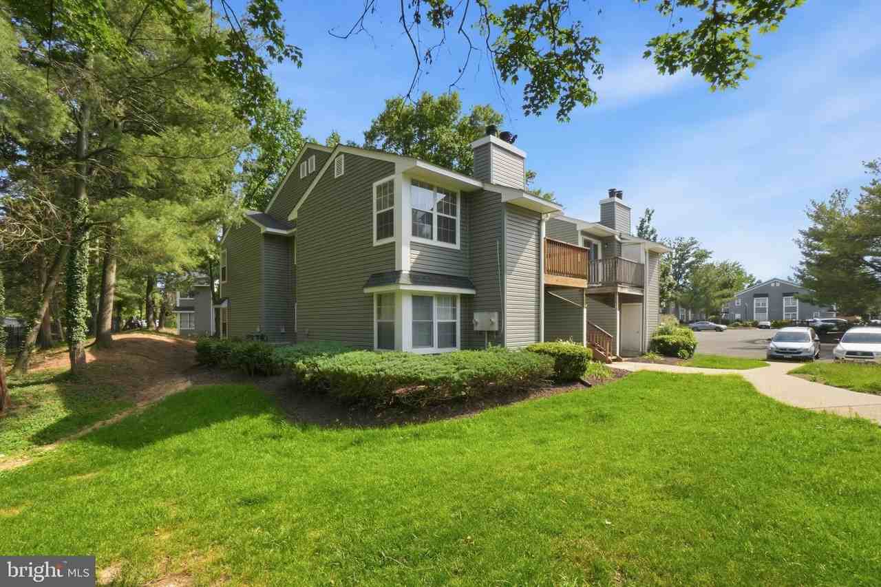 8633 Beekman Pl #33D - Photo 3 of 25