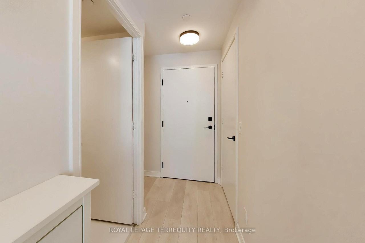 180 Mill Street - Photo 6 of 44