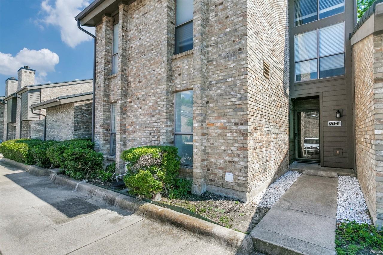 2200 W Park Blvd #3703