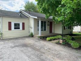 featured image of 1233 Henry Dr #1