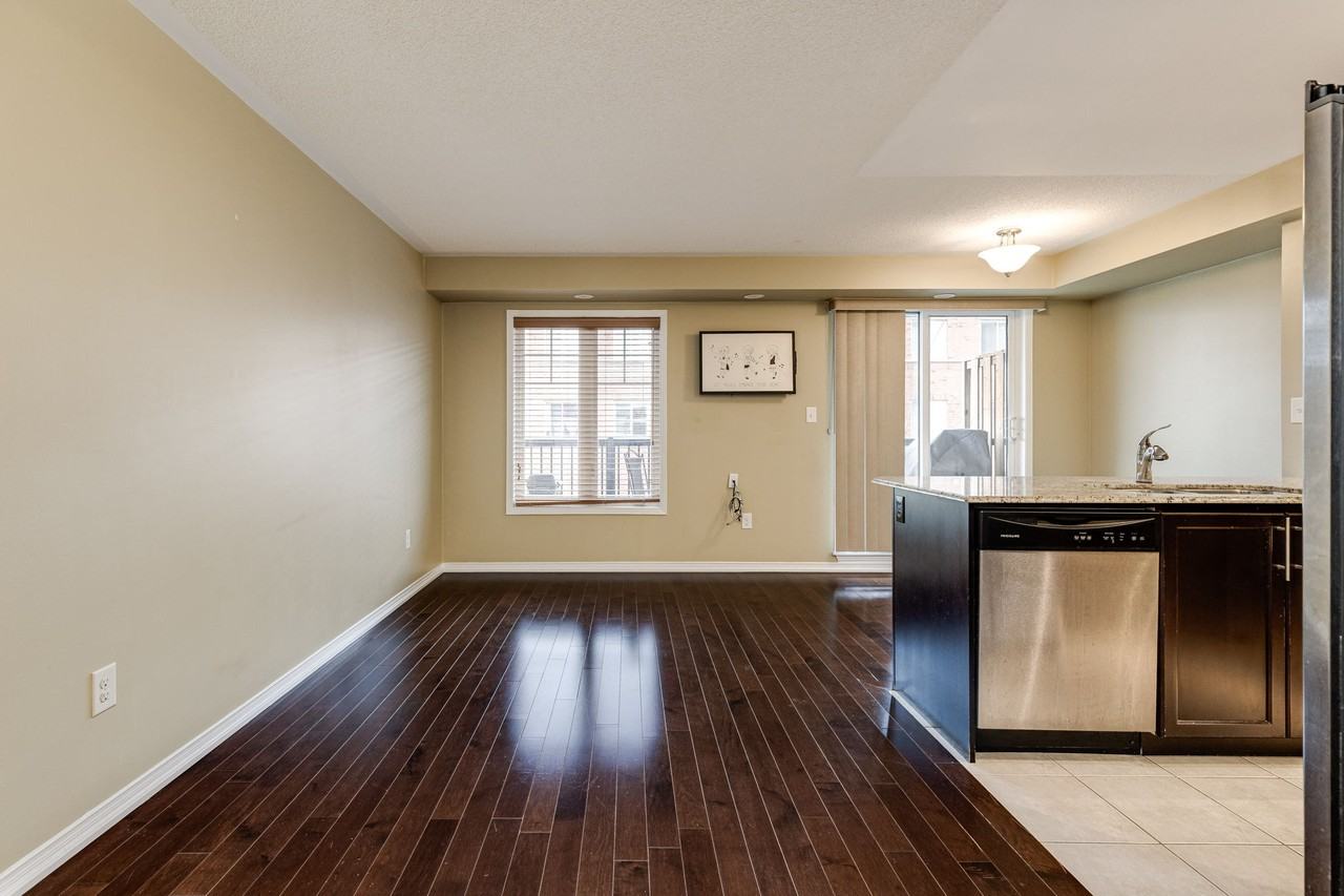 671 29b - 671 Warden Avenue #29B - Photo 4 of 25