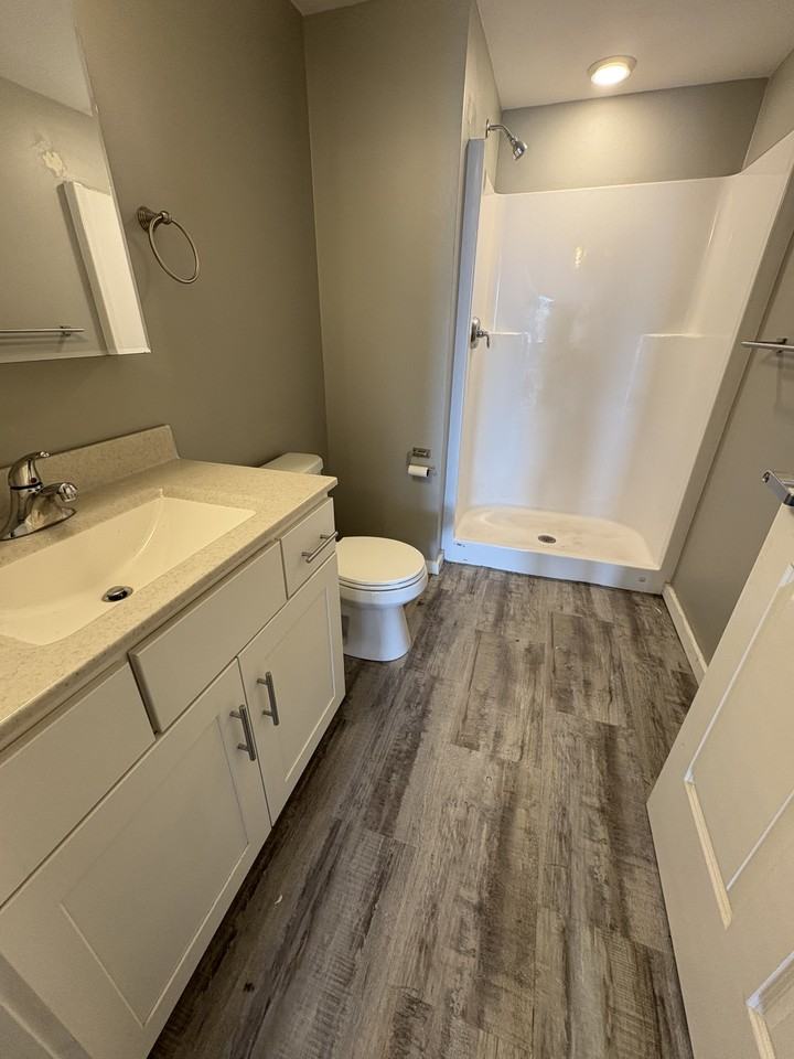 116 N 5th St #215 - Photo 4 of 13