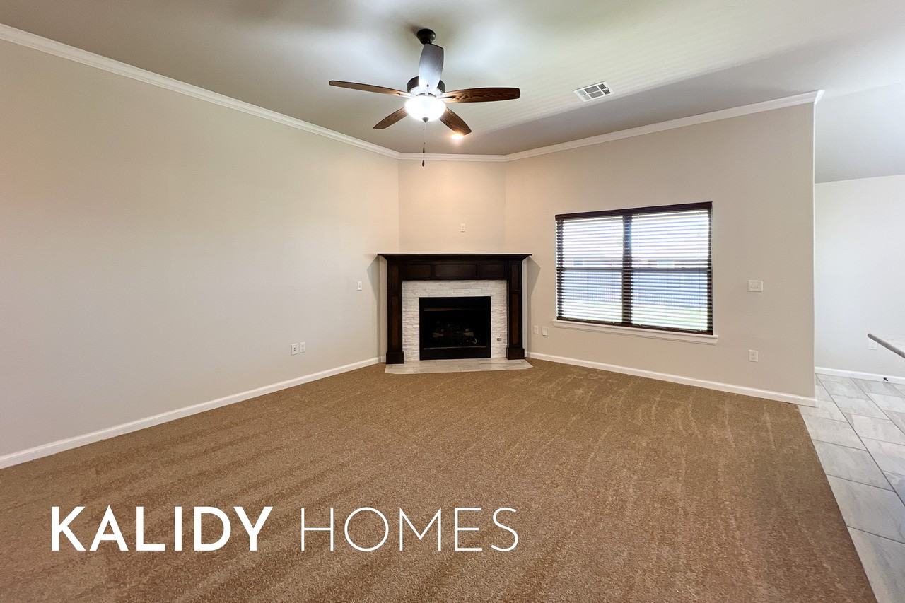 4812 Crystal Hill Dr #1 - Photo 7 of 31