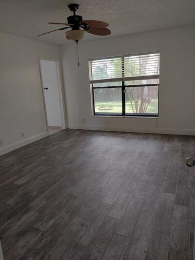 12280 Gingerwood Ln - Photo 5 of 25