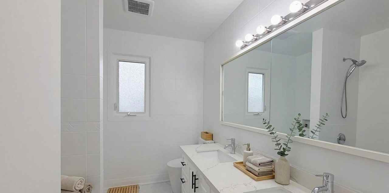 1298 Forest Hill - Photo 6 of 21