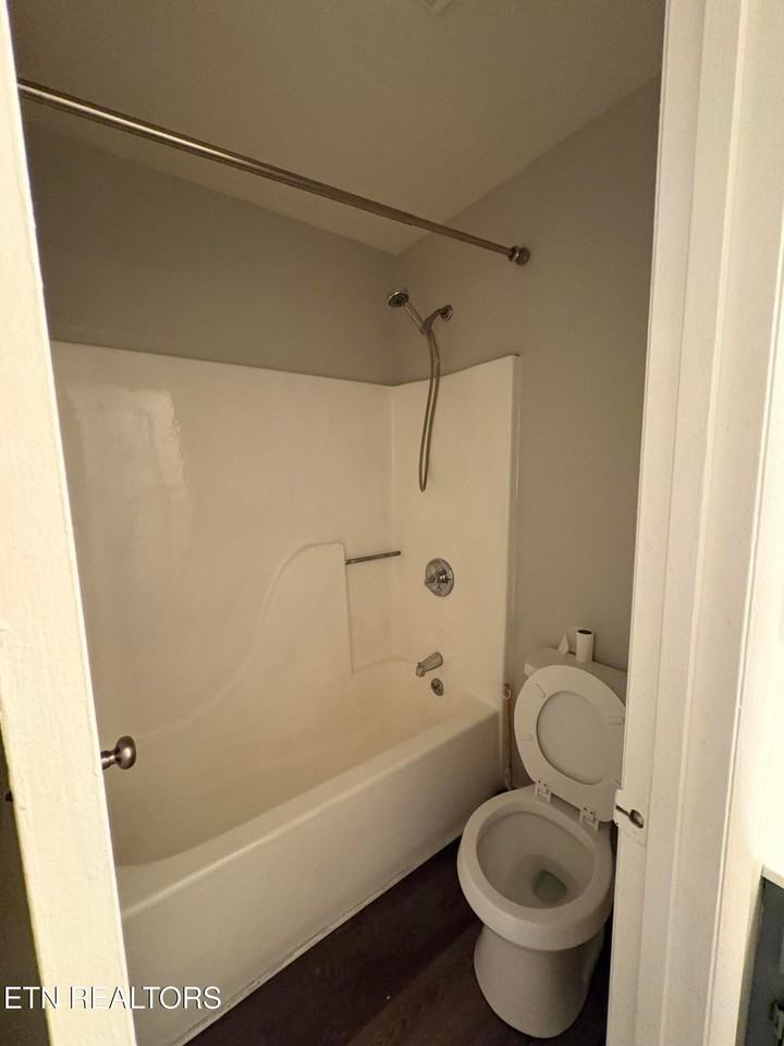 128 S 3rd St - Photo 7 of 7