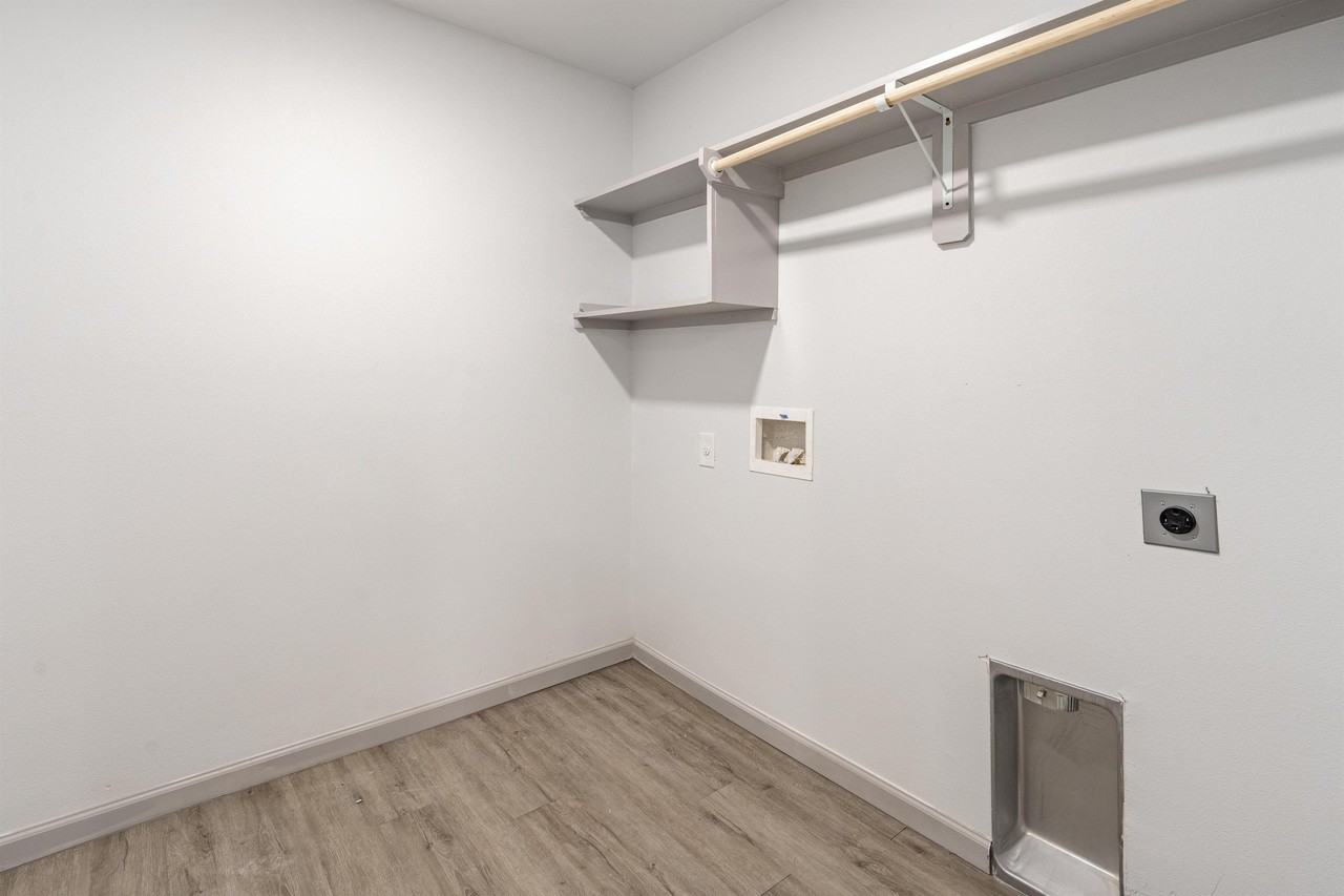 5614 Kemper St #1 - Photo 5 of 7