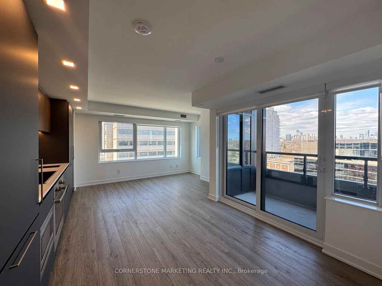 609 Sherbourne Street #804 - Photo 5 of 46
