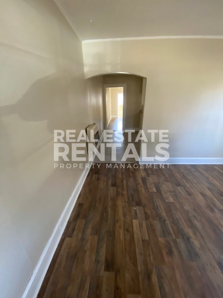 2318 Sansom Ave #B466 - Photo 3 of 7
