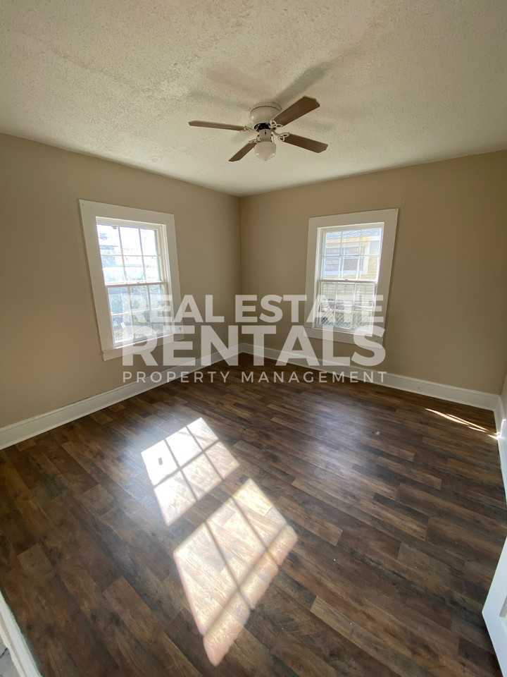 2318 Sansom Ave #B466 - Photo 6 of 7