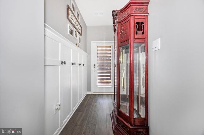 867 Amity St #1 - Photo 4 of 50